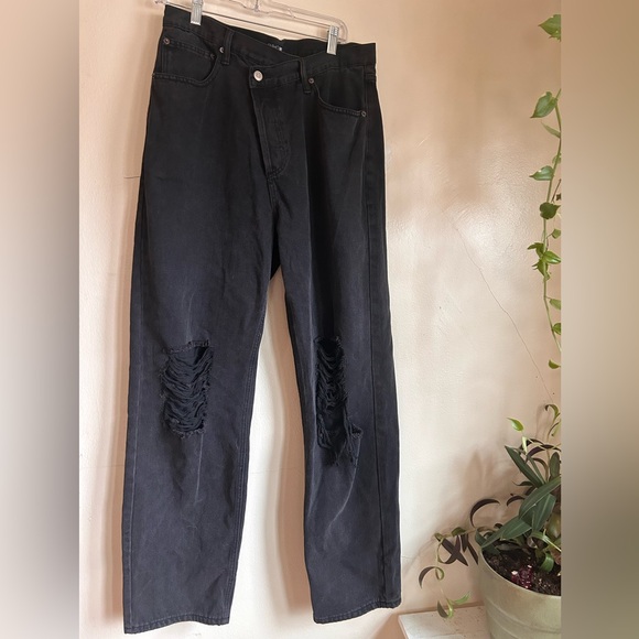 Cross Over Destroy High Rise Jeans - Picture 4 of 9